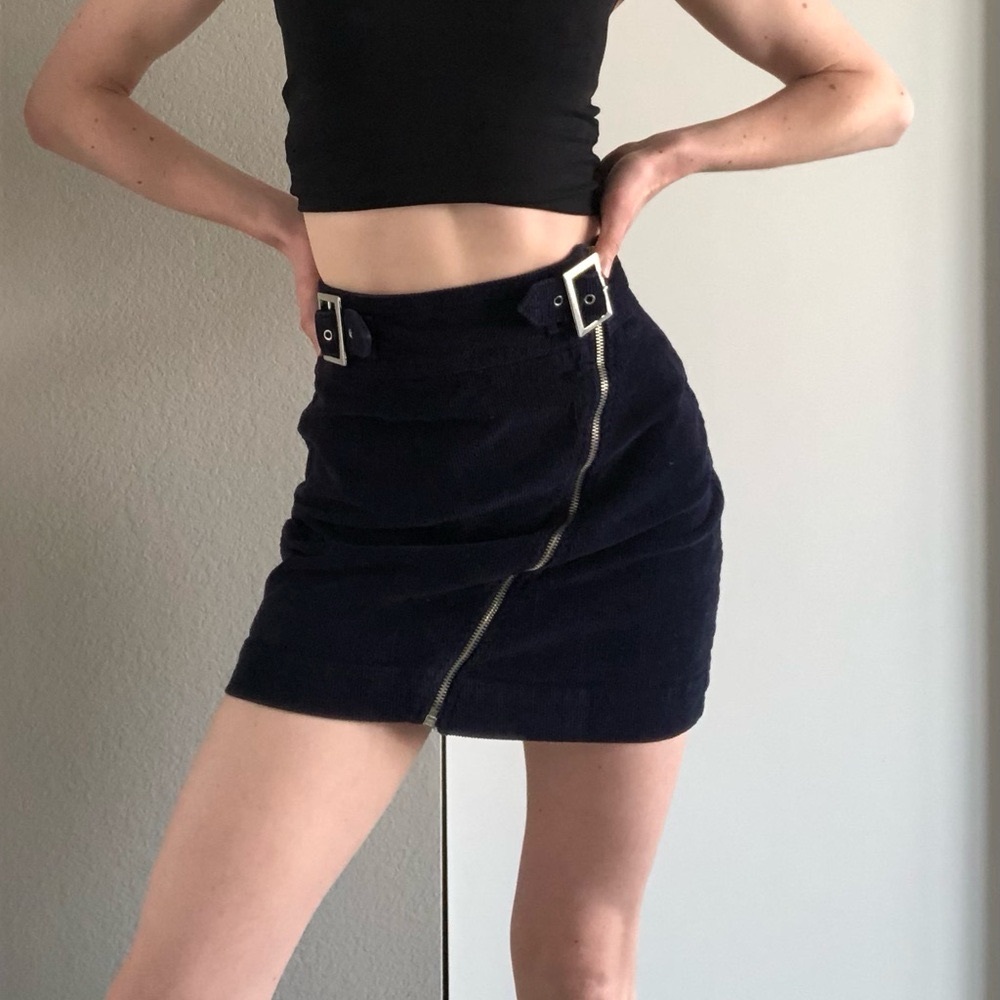 Navy blue corduroy mini skirt with silver belt buckles - super cute!